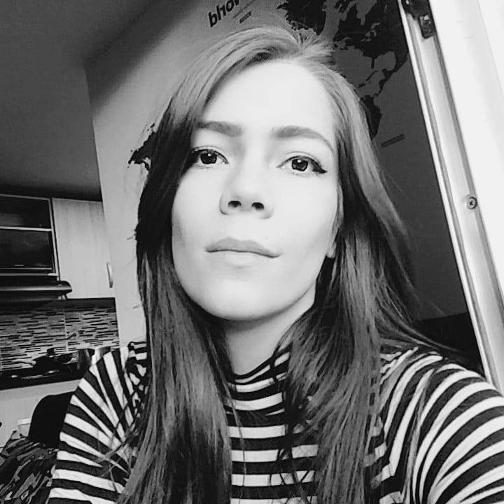 Fernanda Burgus SEO en Medellín para Endupla Agencia SEO